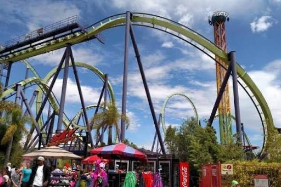Six Flags