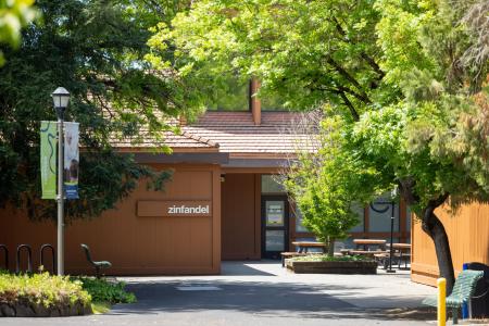 A courtyard in SSU's Zinfandel Village