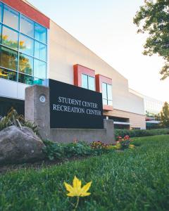 An outdoor sign for the SSU Student Center and Recreation Center