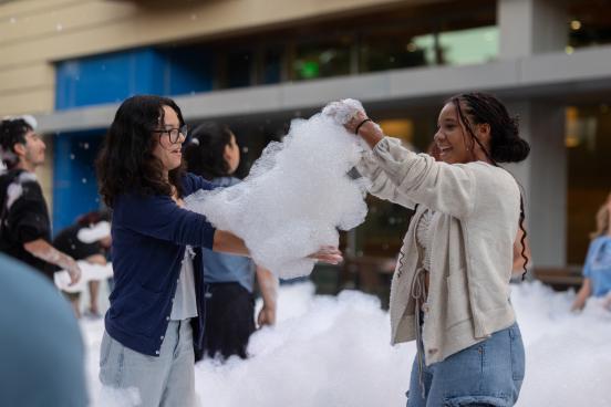 Nights on the Plaza Seawolf Plaza