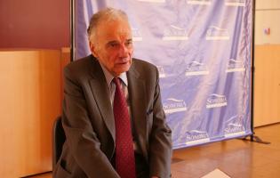 Ralph Nader sitting down with SSU News // Photo by Francisco Carbajal